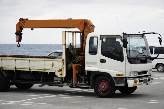 中古のユニック車を販売店でお探しなら 購入したラジコン付きのセルフクレーントラックを長持ちさせるコツは 中古 トラックの トラックワン 販売 在庫多数